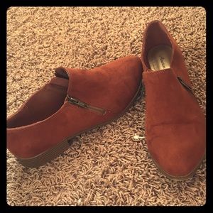 American Eagle boot flats